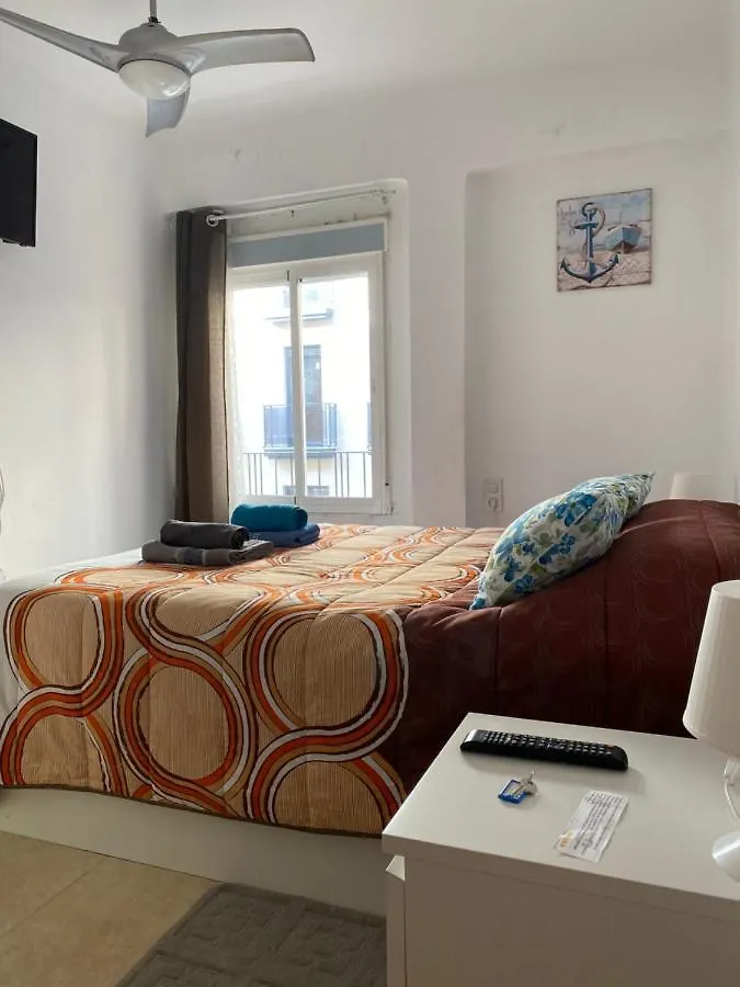 ホームステイ Malaga Centro Habitaciones Privada En Apartamento Compartidos