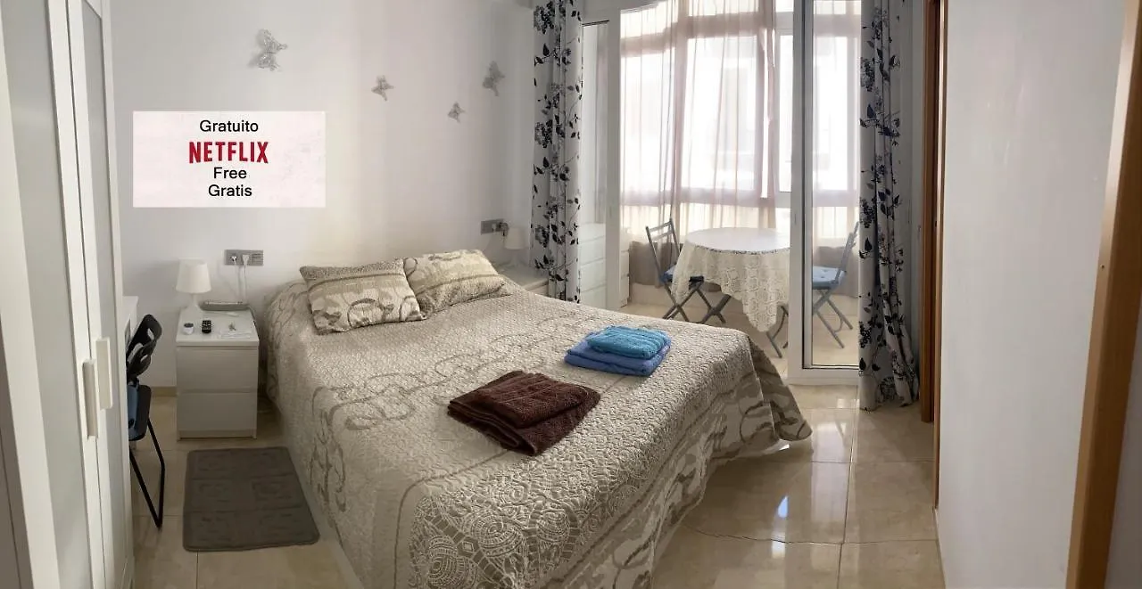 Malaga Centro Habitaciones Privada En Apartamento Compartidos 0*,  スペイン