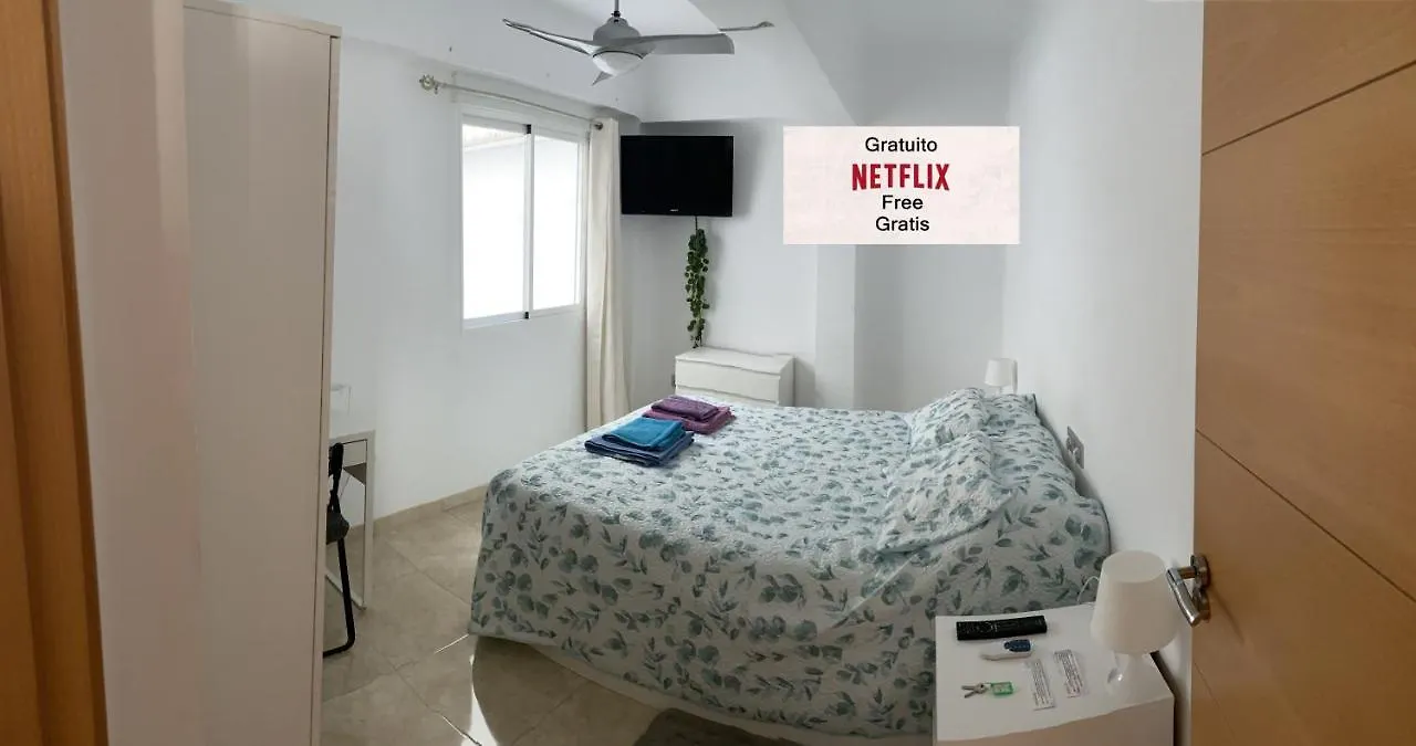 ホームステイ Malaga Centro Habitaciones Privada En Apartamento Compartidos